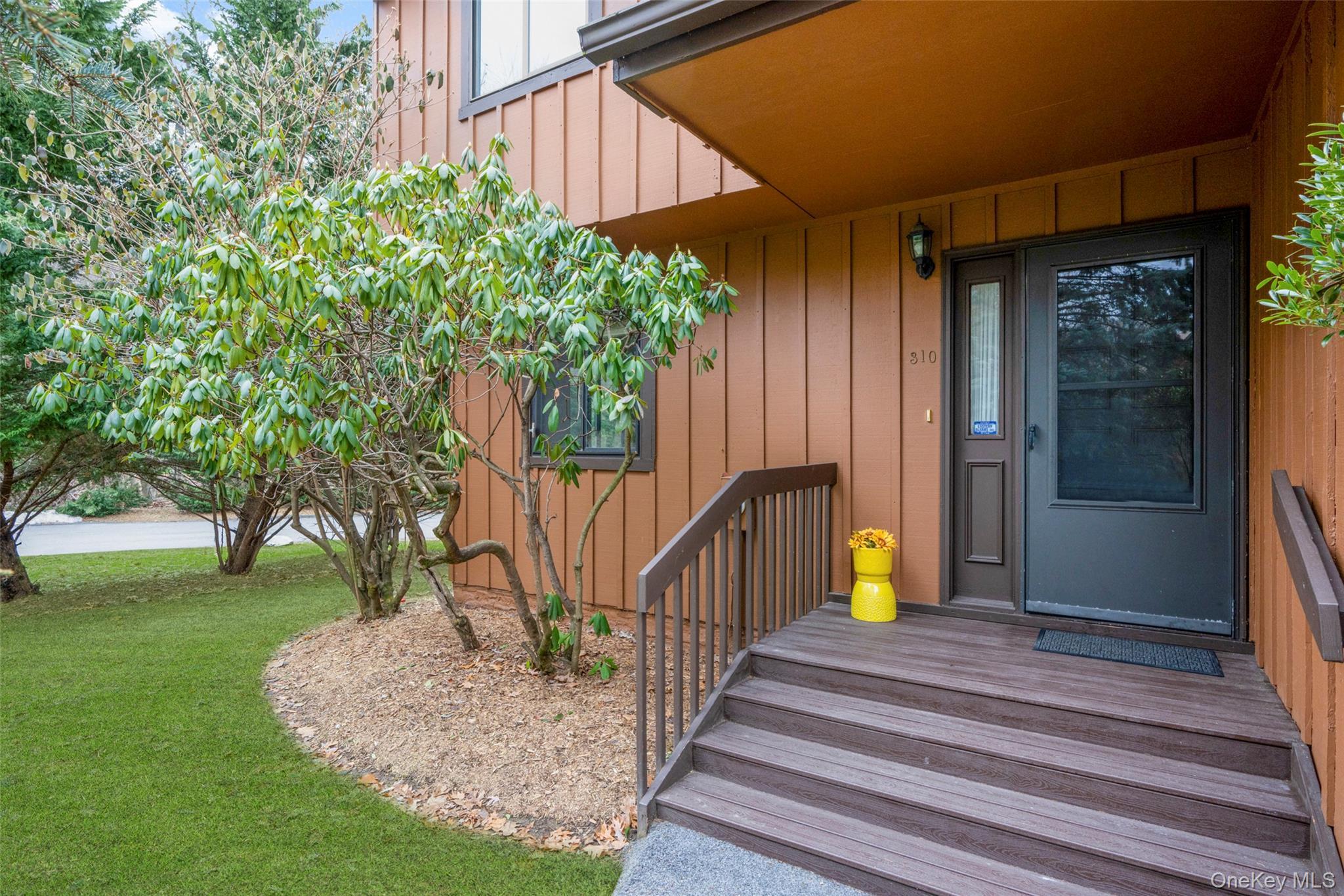 Condo Birch  Westchester County, NY 10533, MLS-955390-2