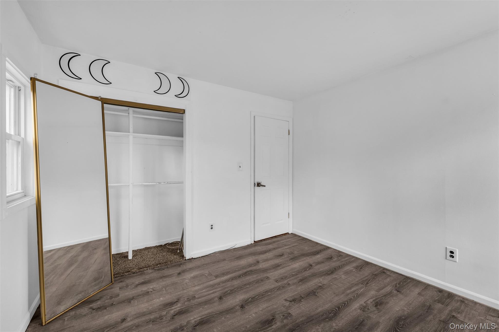 Single Family Riverside Suffolk County, NY 11951, MLS-955402-13