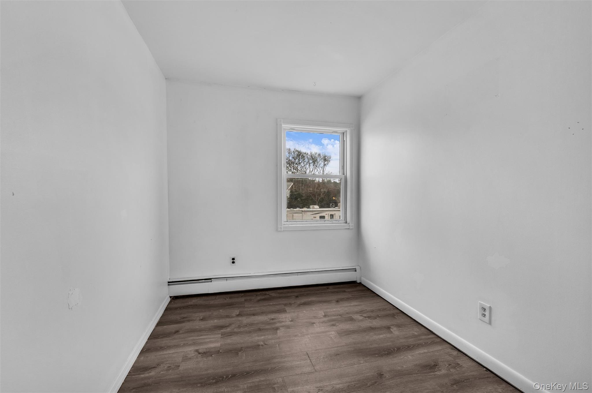 Single Family Riverside Suffolk County, NY 11951, MLS-955402-16