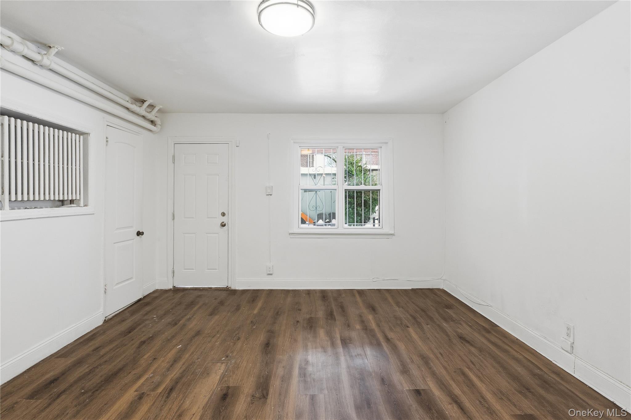 Single Family 233rd  Bronx, NY 10466, MLS-955413-13