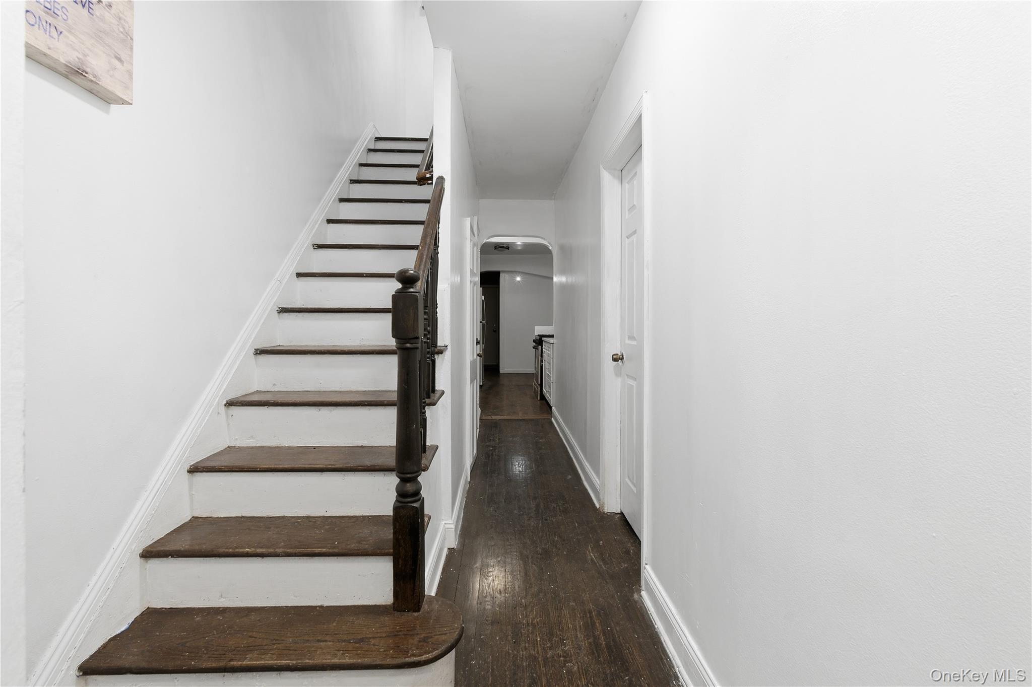 Single Family 233rd  Bronx, NY 10466, MLS-955413-16