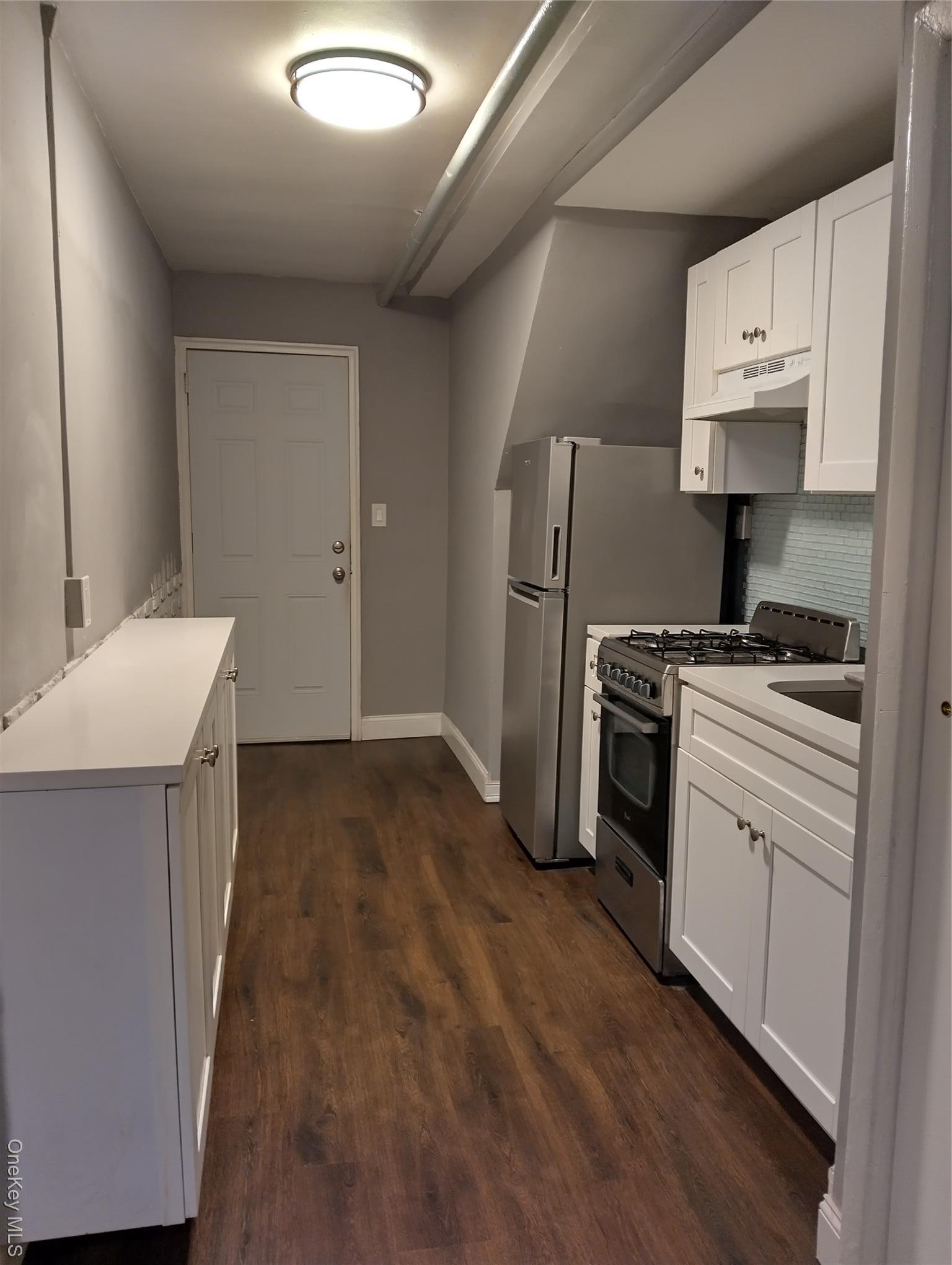 Single Family 233rd  Bronx, NY 10466, MLS-955413-33