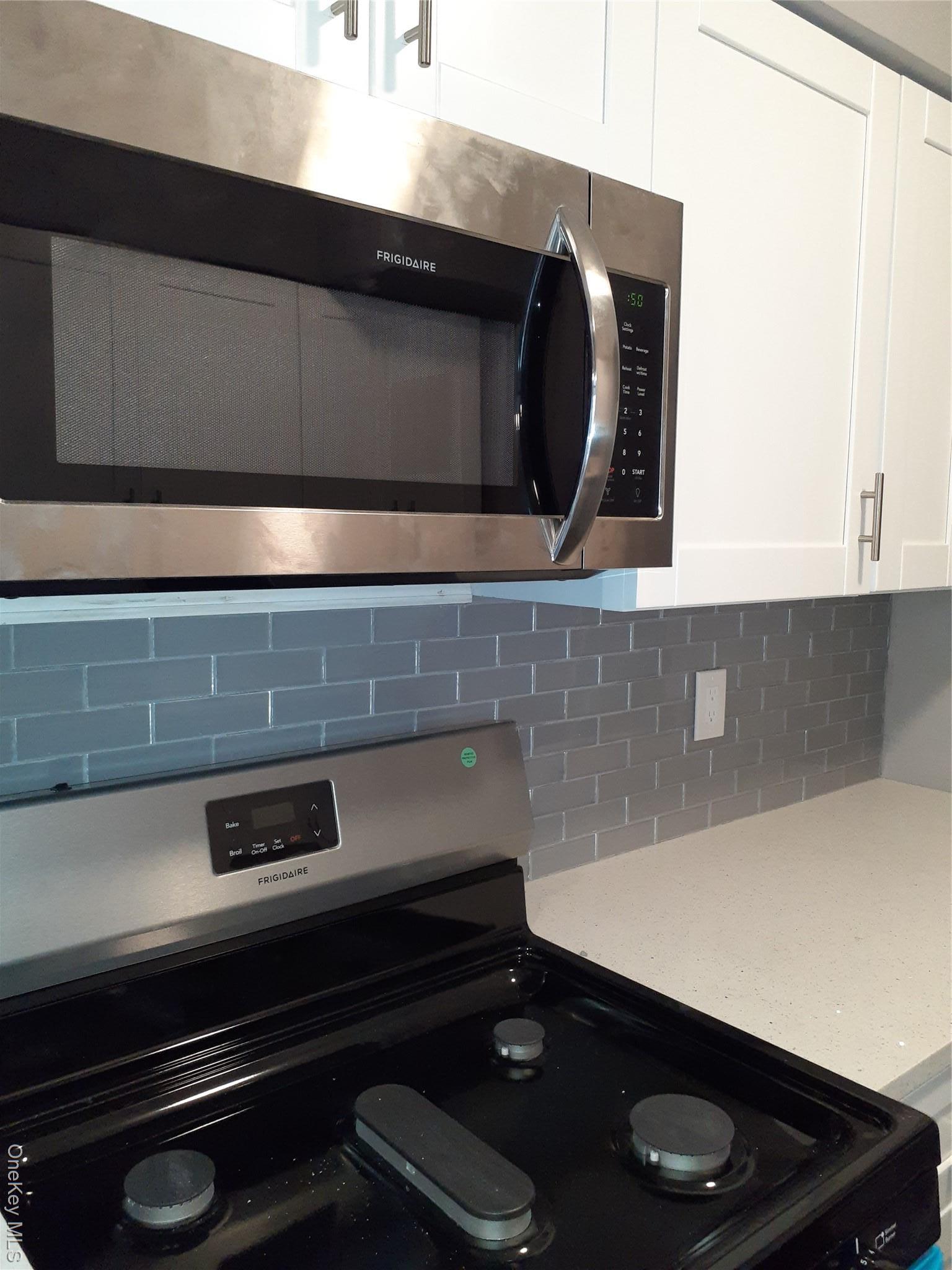 Single Family 233rd  Bronx, NY 10466, MLS-955413-35