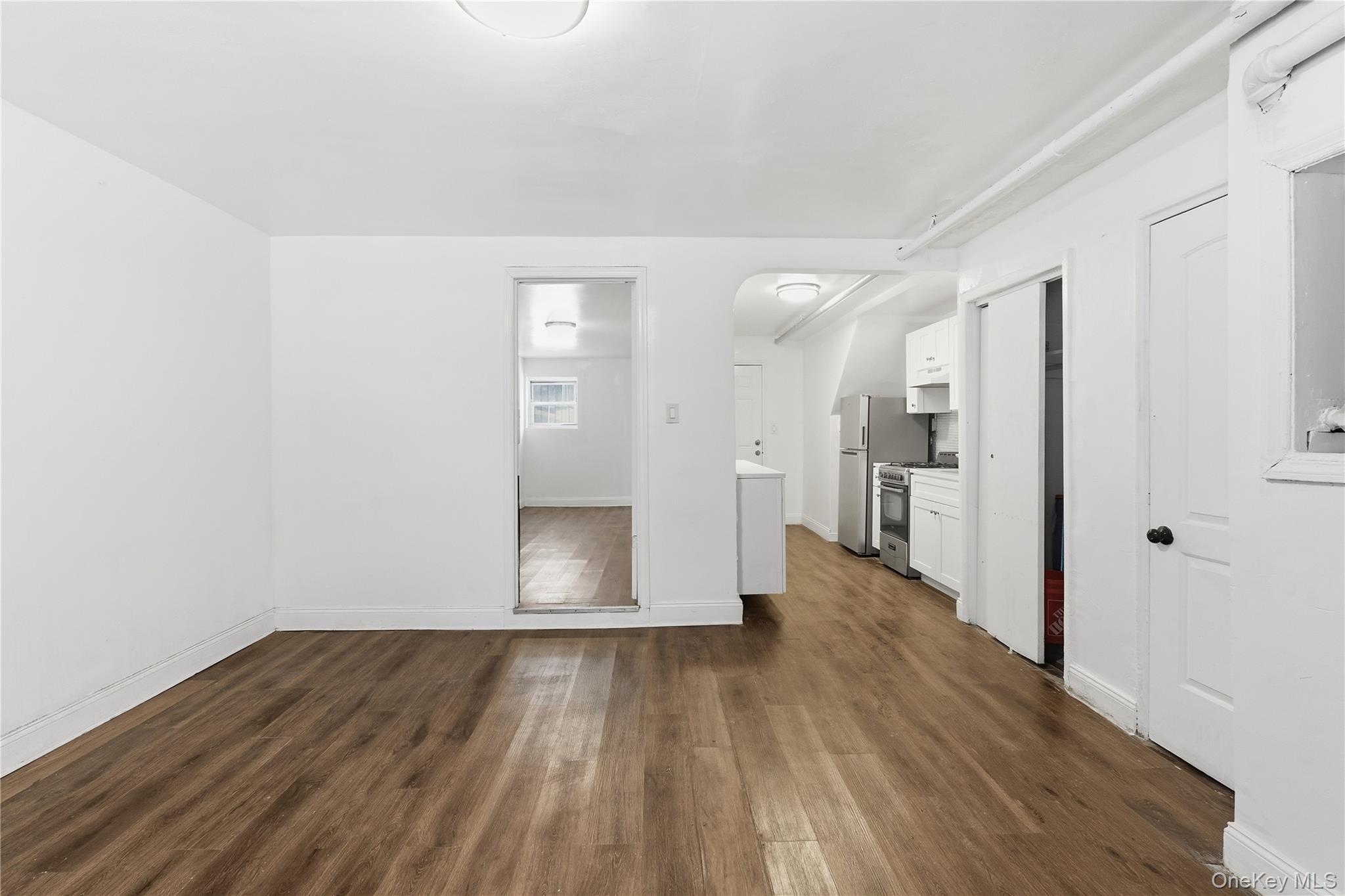 Single Family 233rd  Bronx, NY 10466, MLS-955413-9