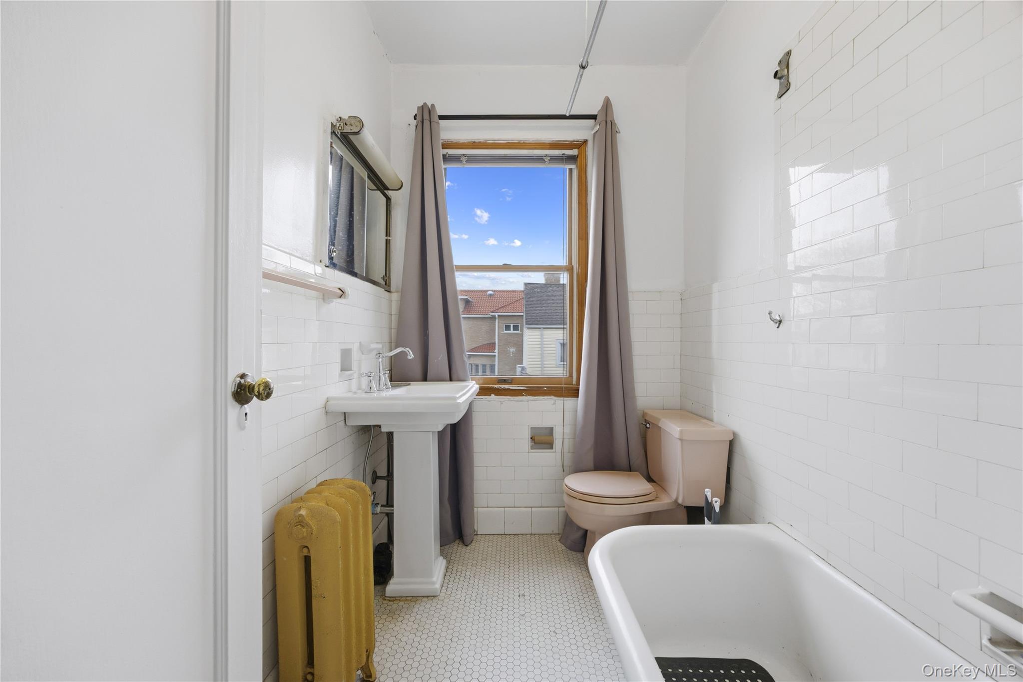 Single Family Riverside  Queens, NY 11357, MLS-955428-21