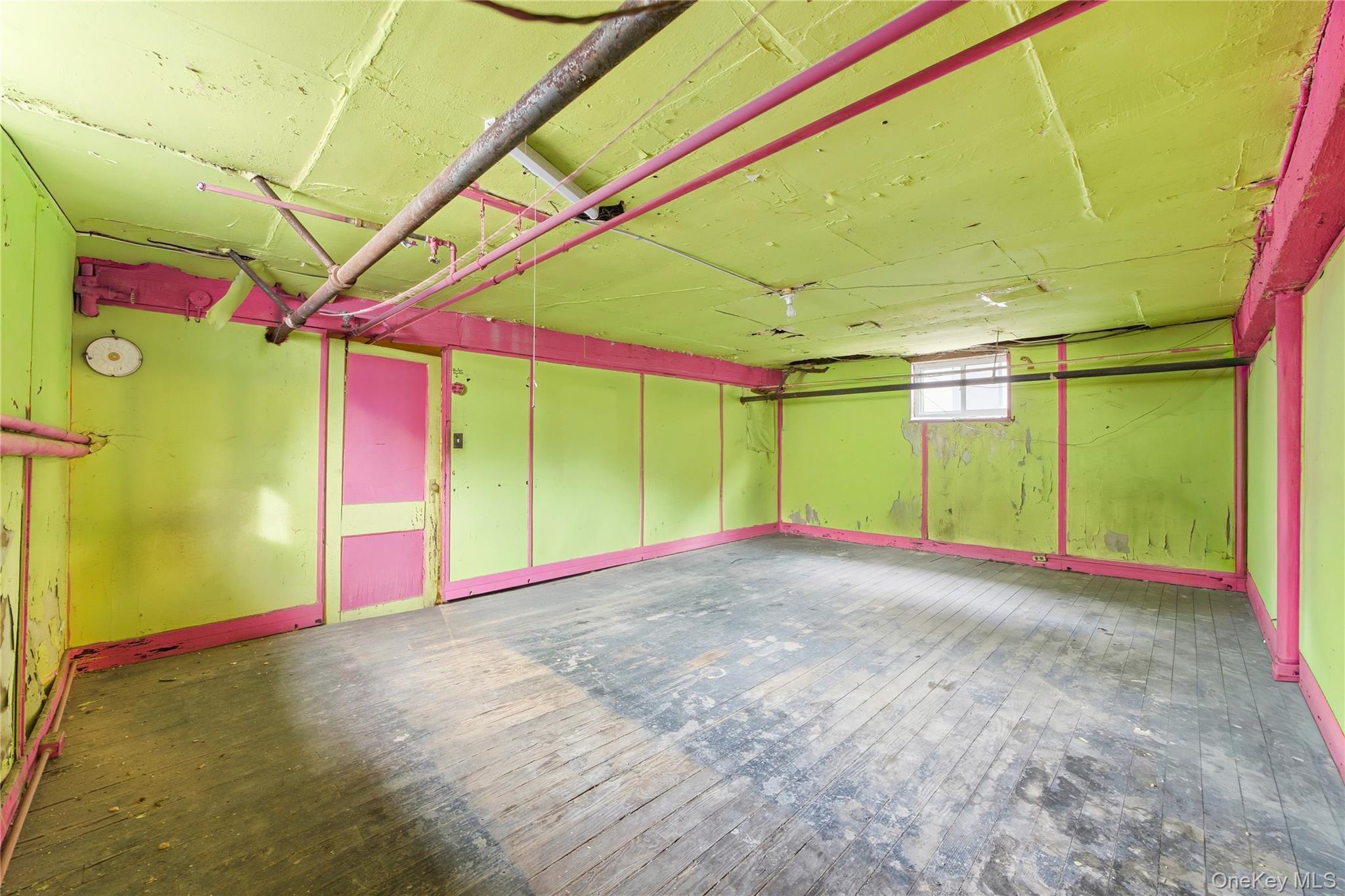 Single Family Riverside  Queens, NY 11357, MLS-955428-26