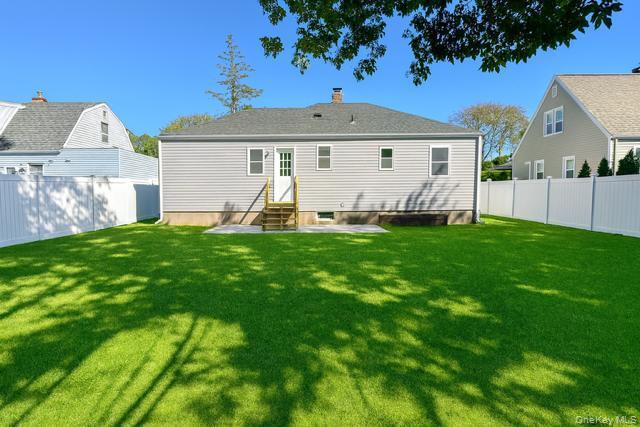 Single Family Avon  Nassau County, NY 11557, MLS-955443-16