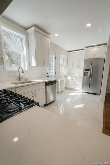Single Family Avon  Nassau County, NY 11557, MLS-955443-6