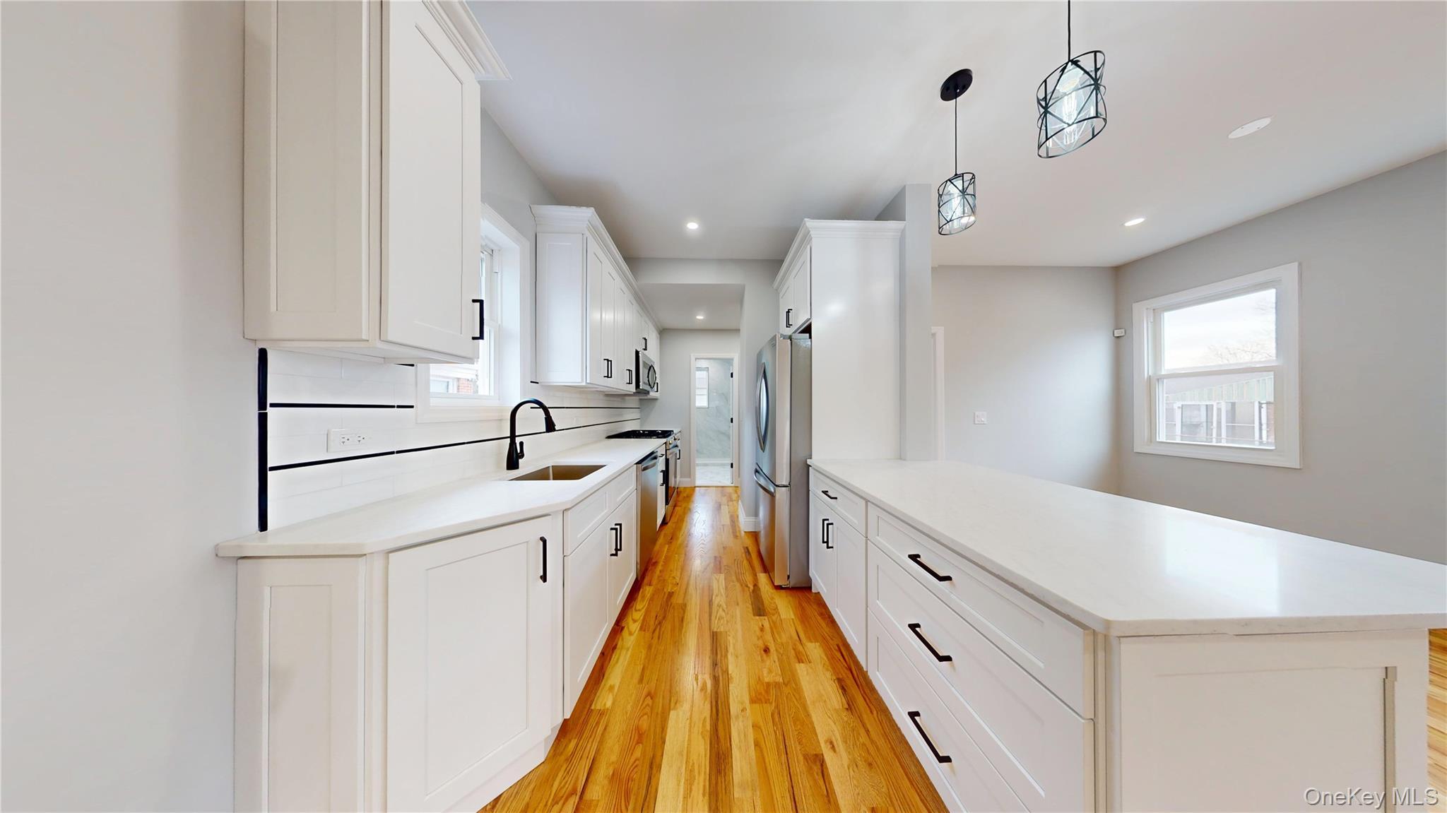 Single Family Brookville  Queens, NY 11422, MLS-955455-7