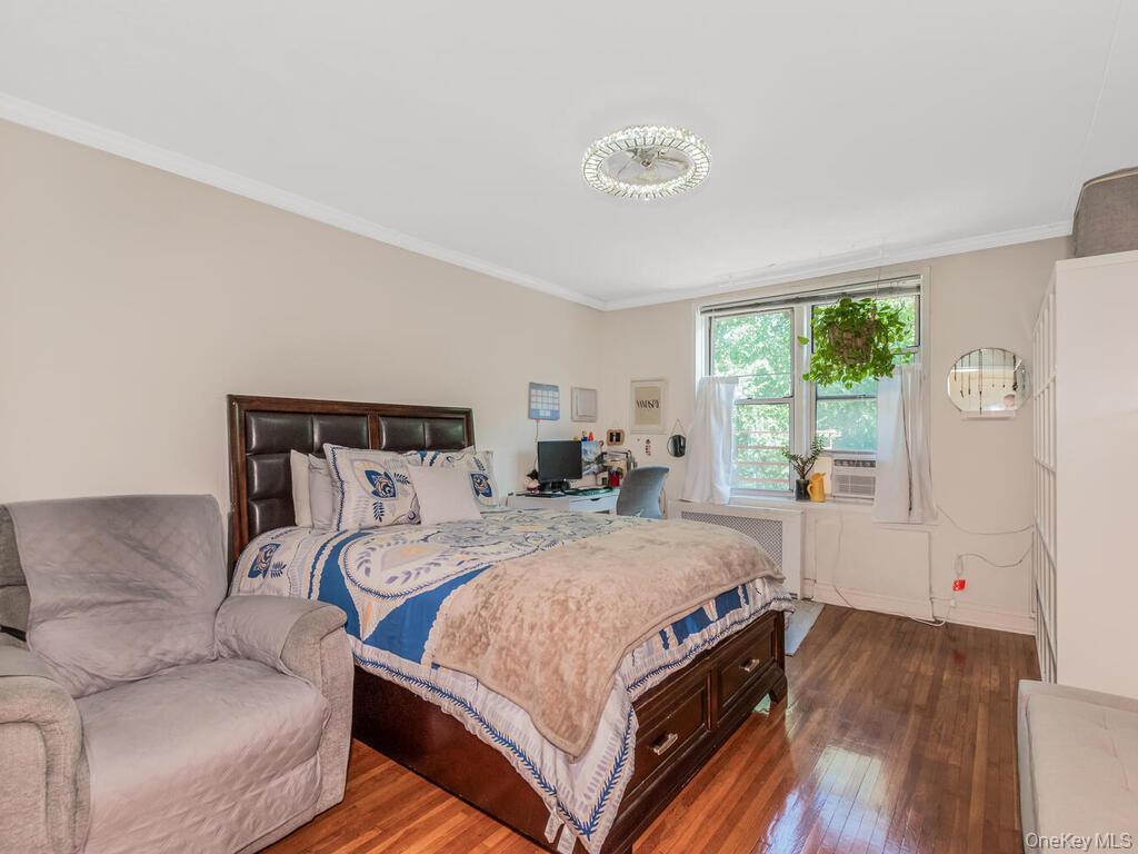 Coop Broadway  Bronx, NY 10471, MLS-955458-7