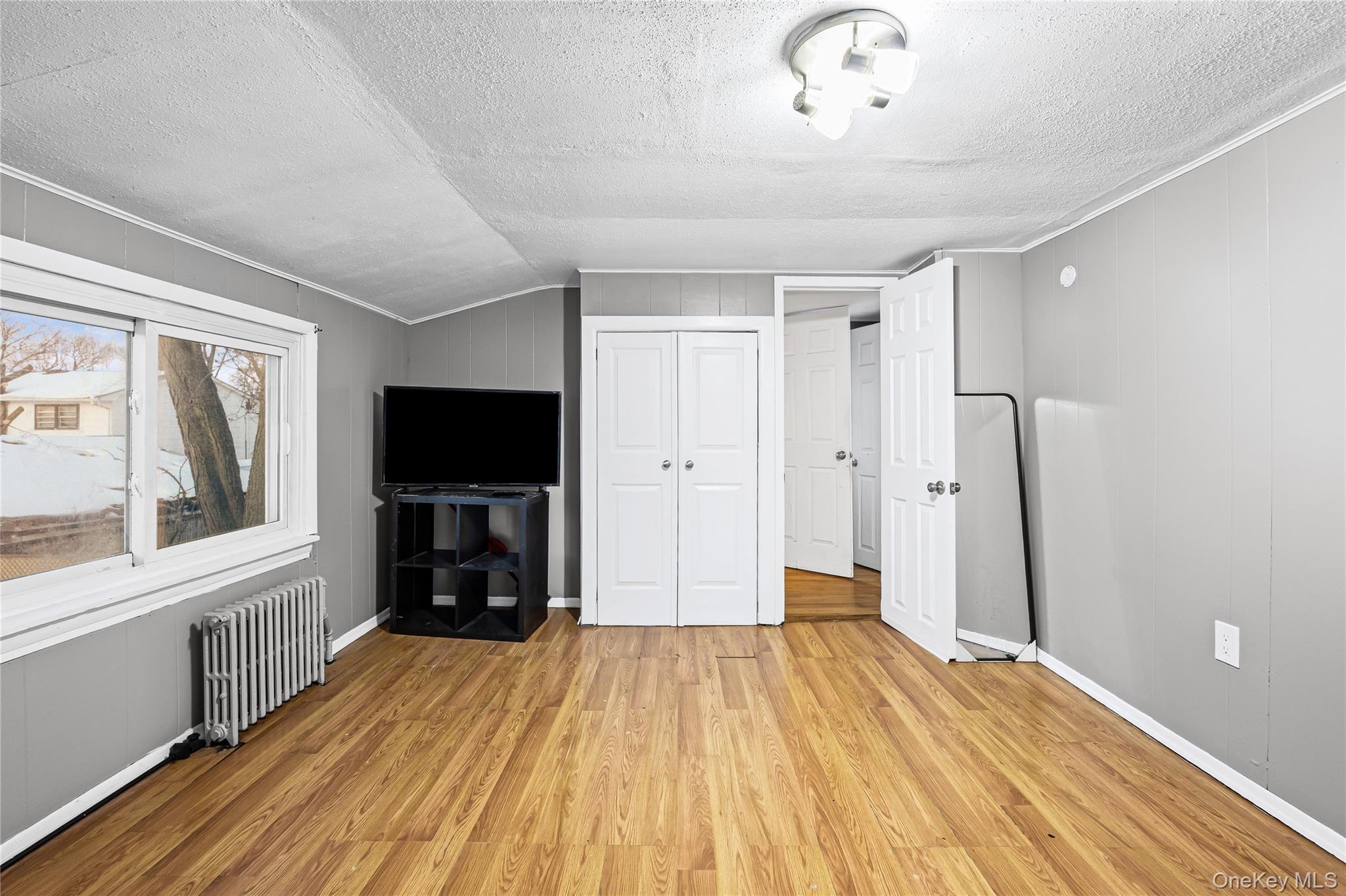 Single Family Delaware  Suffolk County, NY 11757, MLS-955471-13