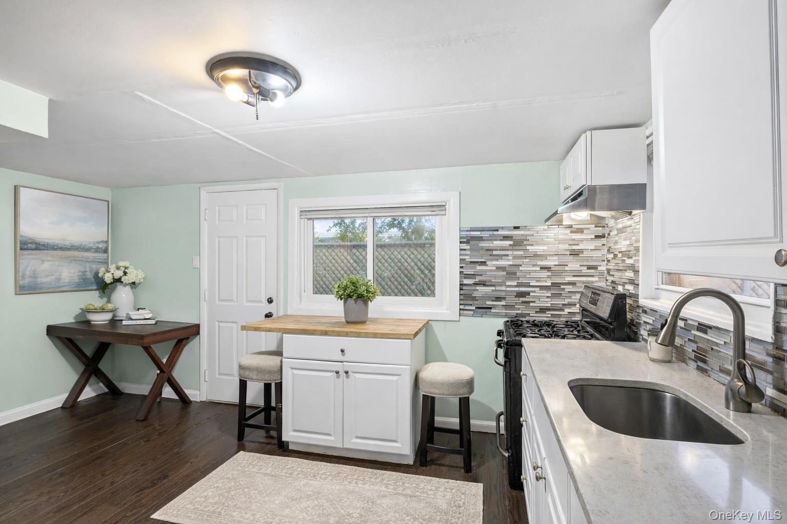 Single Family Delaware  Suffolk County, NY 11757, MLS-955471-4