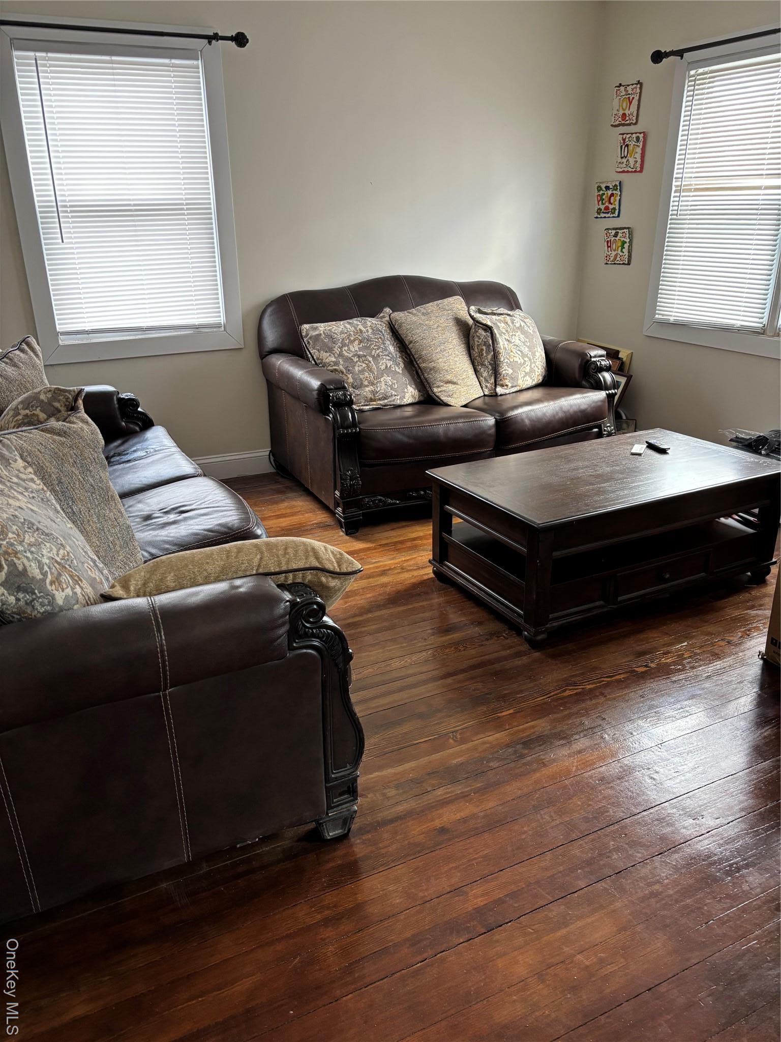 Single Family Hemlock  Suffolk County, NY 11798, MLS-955494-10