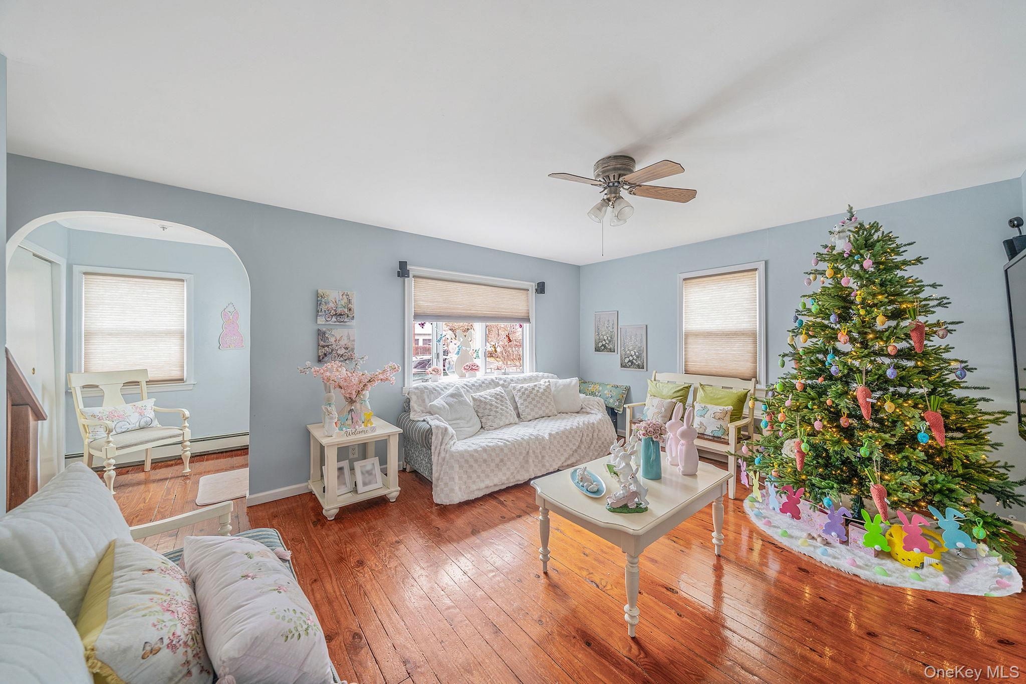 Single Family 25th  Suffolk County, NY 11726, MLS-955502-6