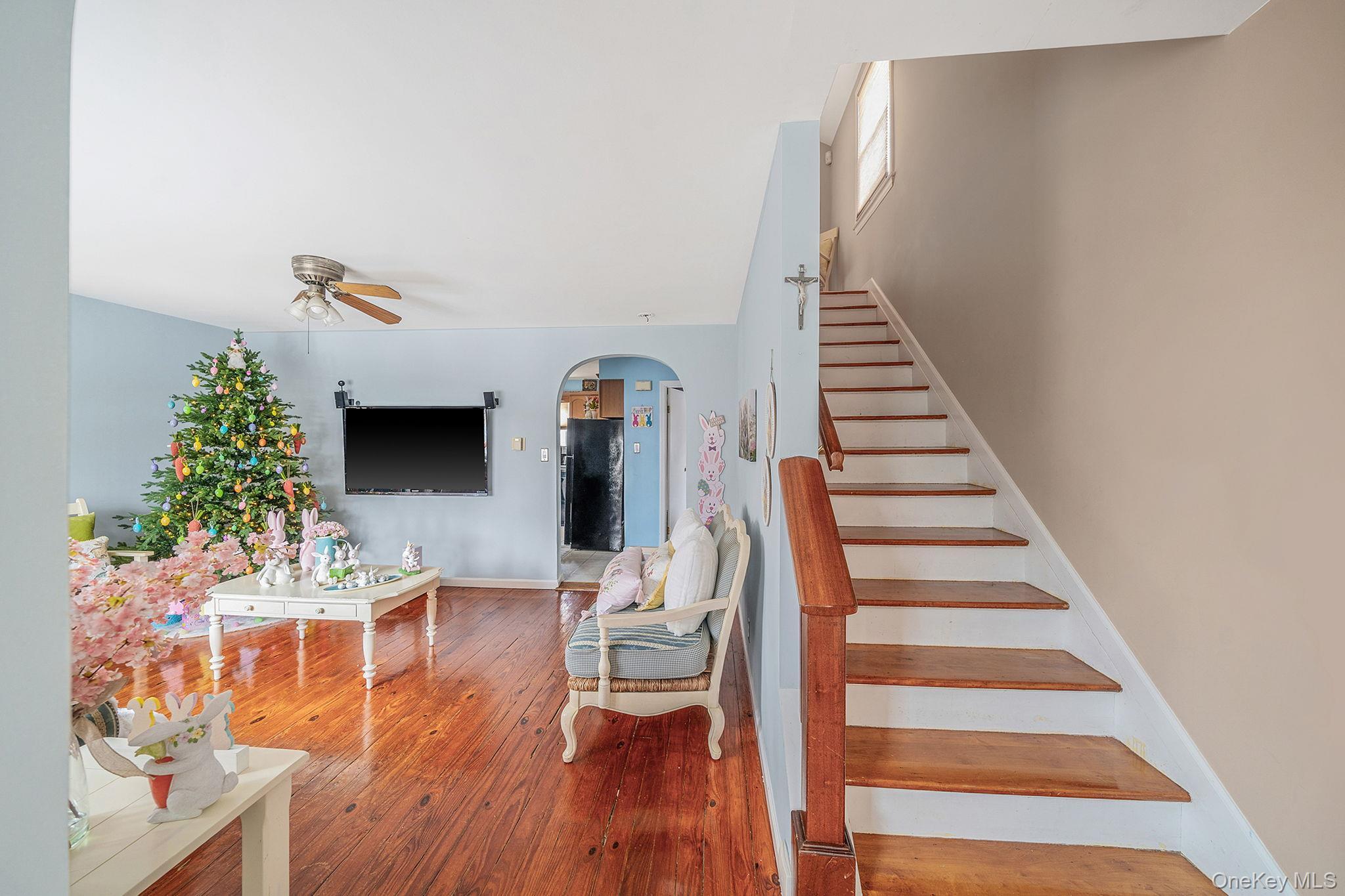 Single Family 25th  Suffolk County, NY 11726, MLS-955502-9