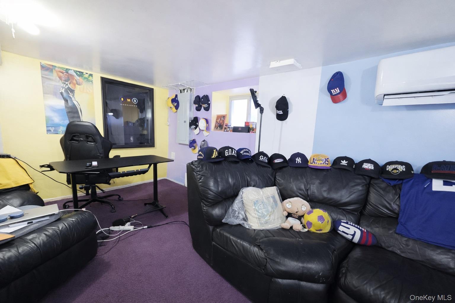 Single Family Fenton  Bronx, NY 10469, MLS-955511-14