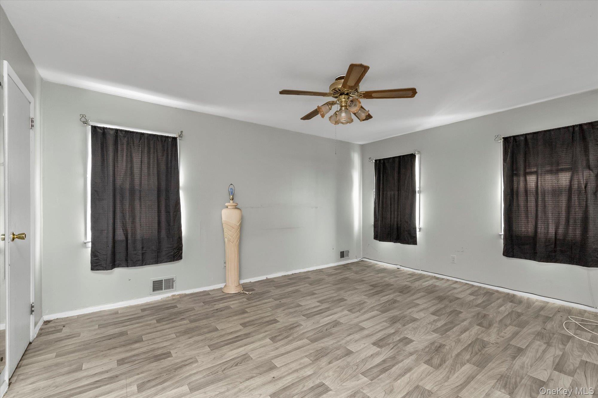 Single Family Francis Lewis  Queens, NY 11411, MLS-955513-10