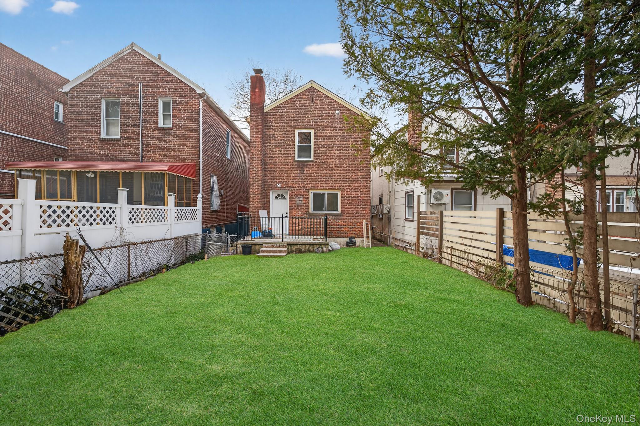 Single Family Murdock Bronx, NY 10466, MLS-955563-14