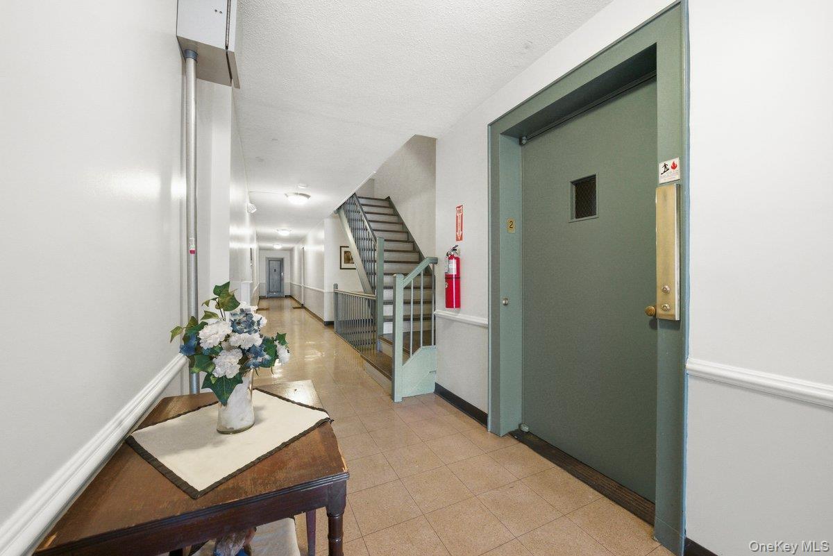 Coop Palmer Westchester County, NY 10708, MLS-955575-3