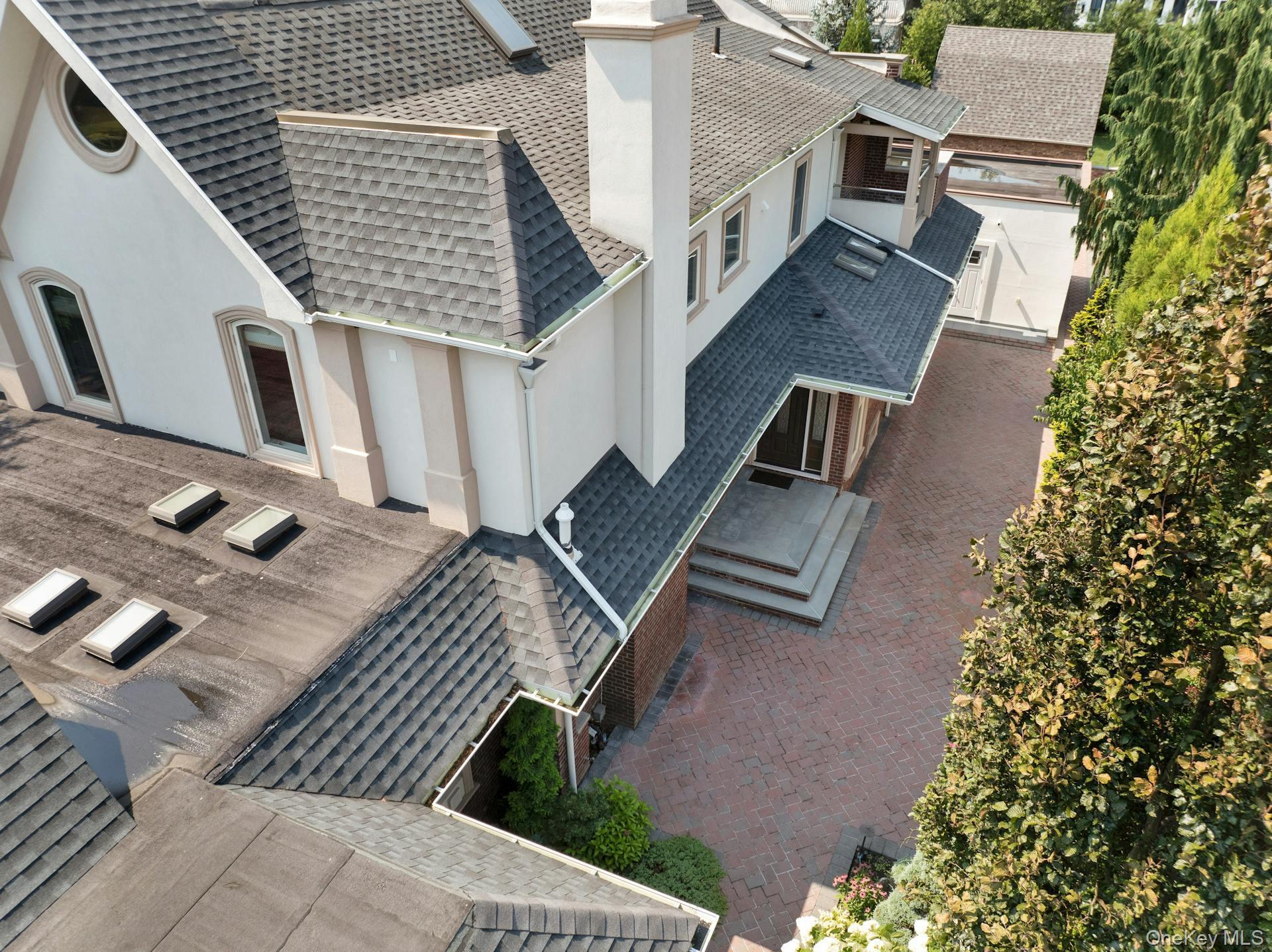 Single Family Boulevard  Queens, NY 11357, MLS-955585-37