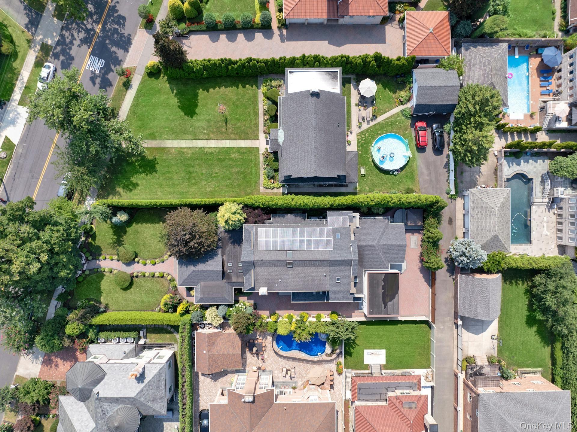 Single Family Boulevard  Queens, NY 11357, MLS-955585-43