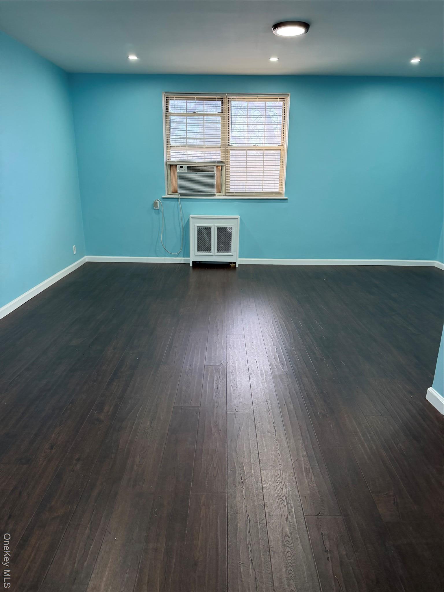 Coop Park Drive E  Queens, NY 11367, MLS-955605-2