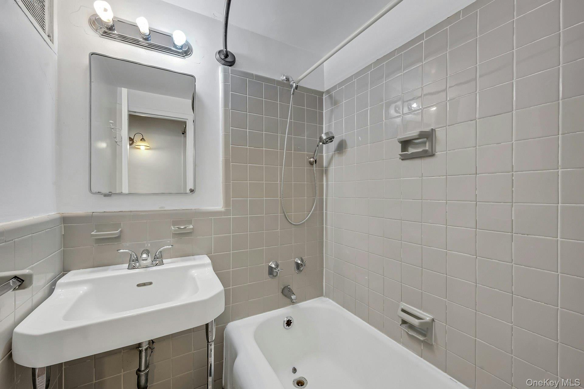 Coop Fordham Hill  Bronx, NY 10468, MLS-955609-17