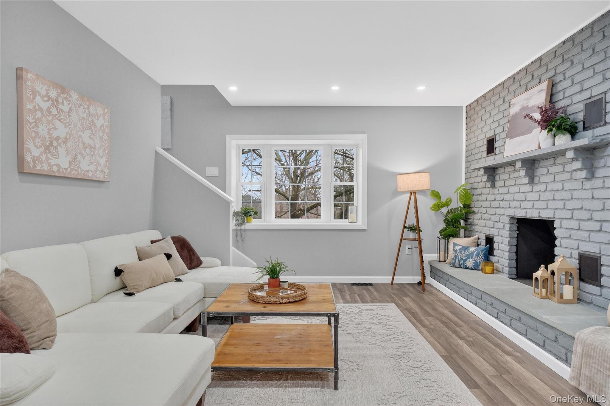 Single Family Avon Putnam County, NY 10537, MLS-955612-14