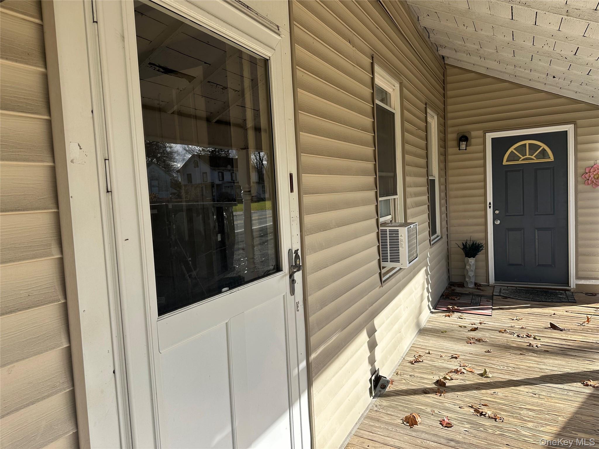 Single Family Main  Ulster County, NY 12525, MLS-955623-37