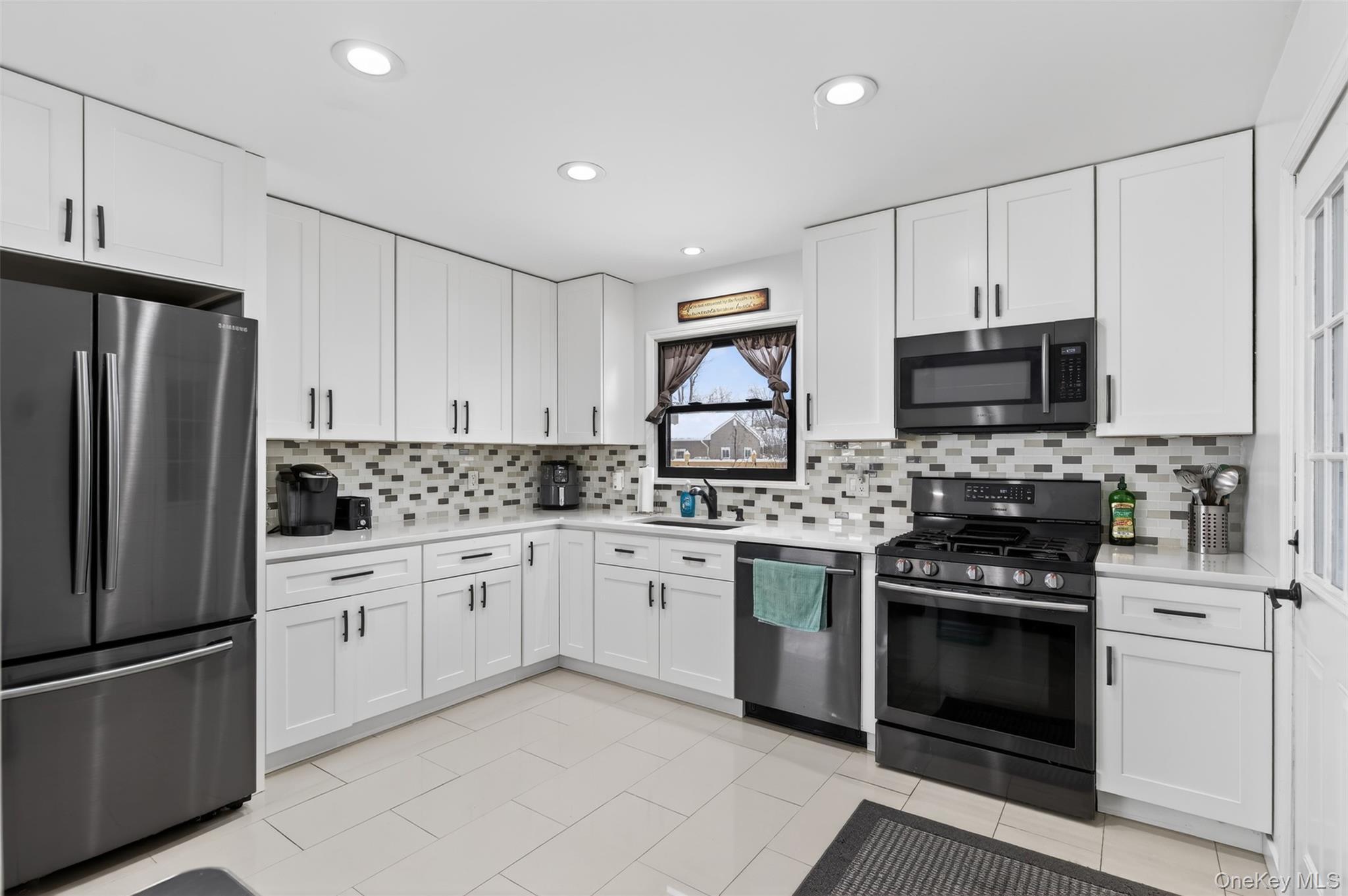 Single Family Edith  Ulster County, NY 12477, MLS-955635-10