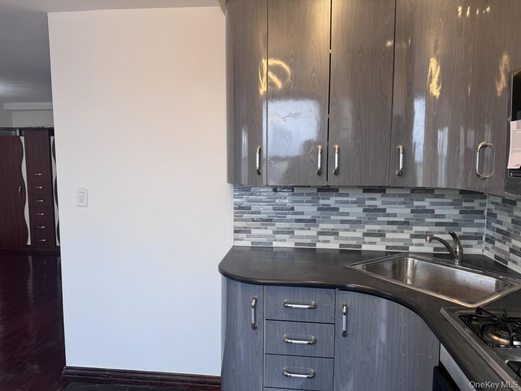 Coop Brighton 1st  Brooklyn, NY 11235, MLS-955647-11