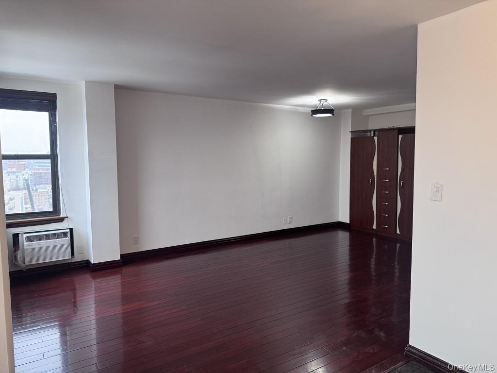 Coop Brighton 1st  Brooklyn, NY 11235, MLS-955647-14