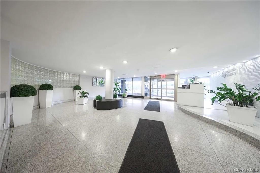 Coop Brighton 1st  Brooklyn, NY 11235, MLS-955647-23