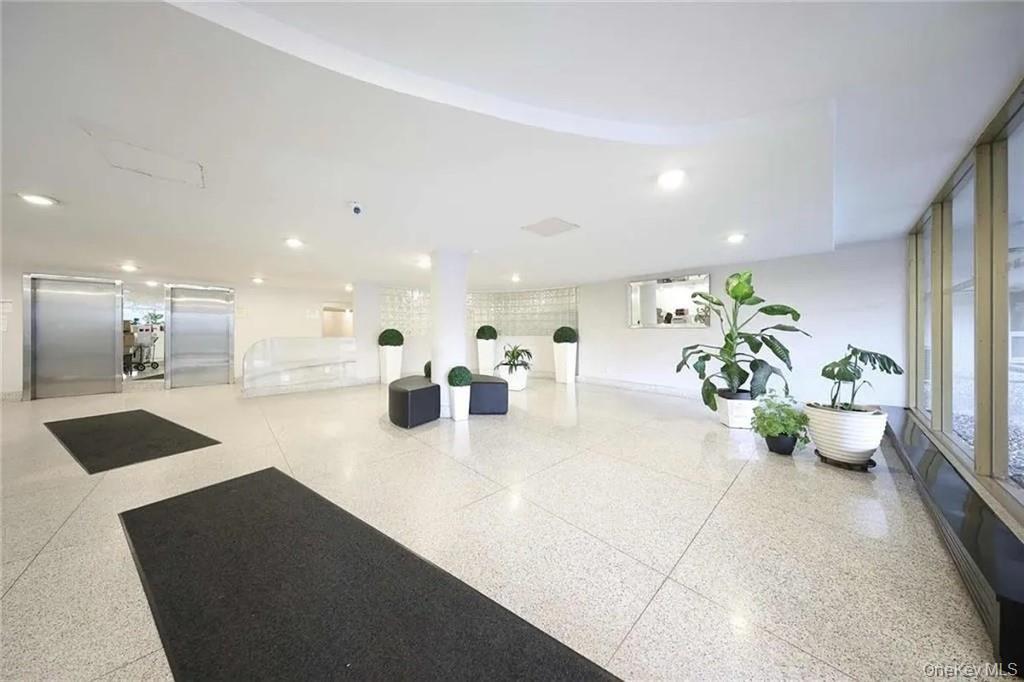 Coop Brighton 1st  Brooklyn, NY 11235, MLS-955647-24