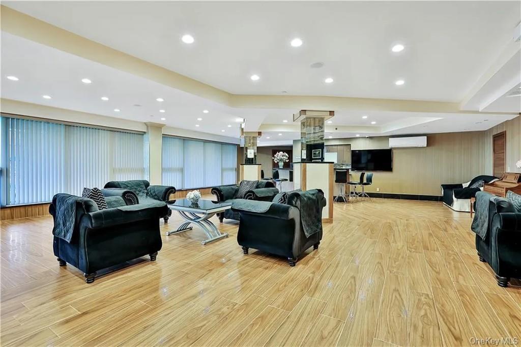 Coop Brighton 1st  Brooklyn, NY 11235, MLS-955647-27