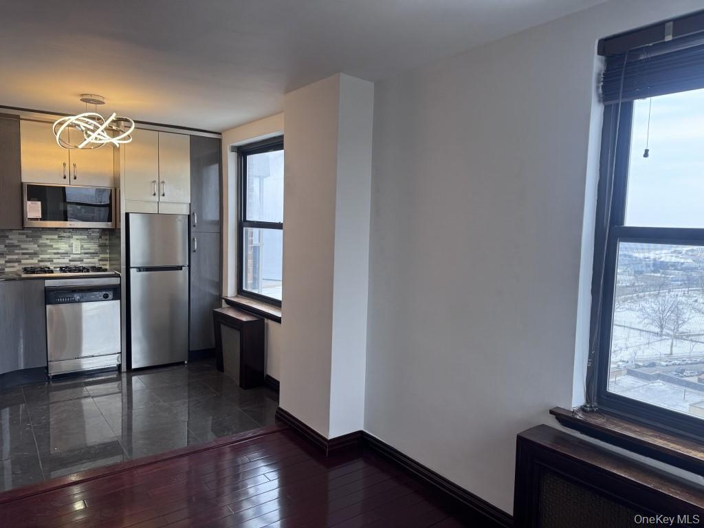 Coop Brighton 1st  Brooklyn, NY 11235, MLS-955647-9