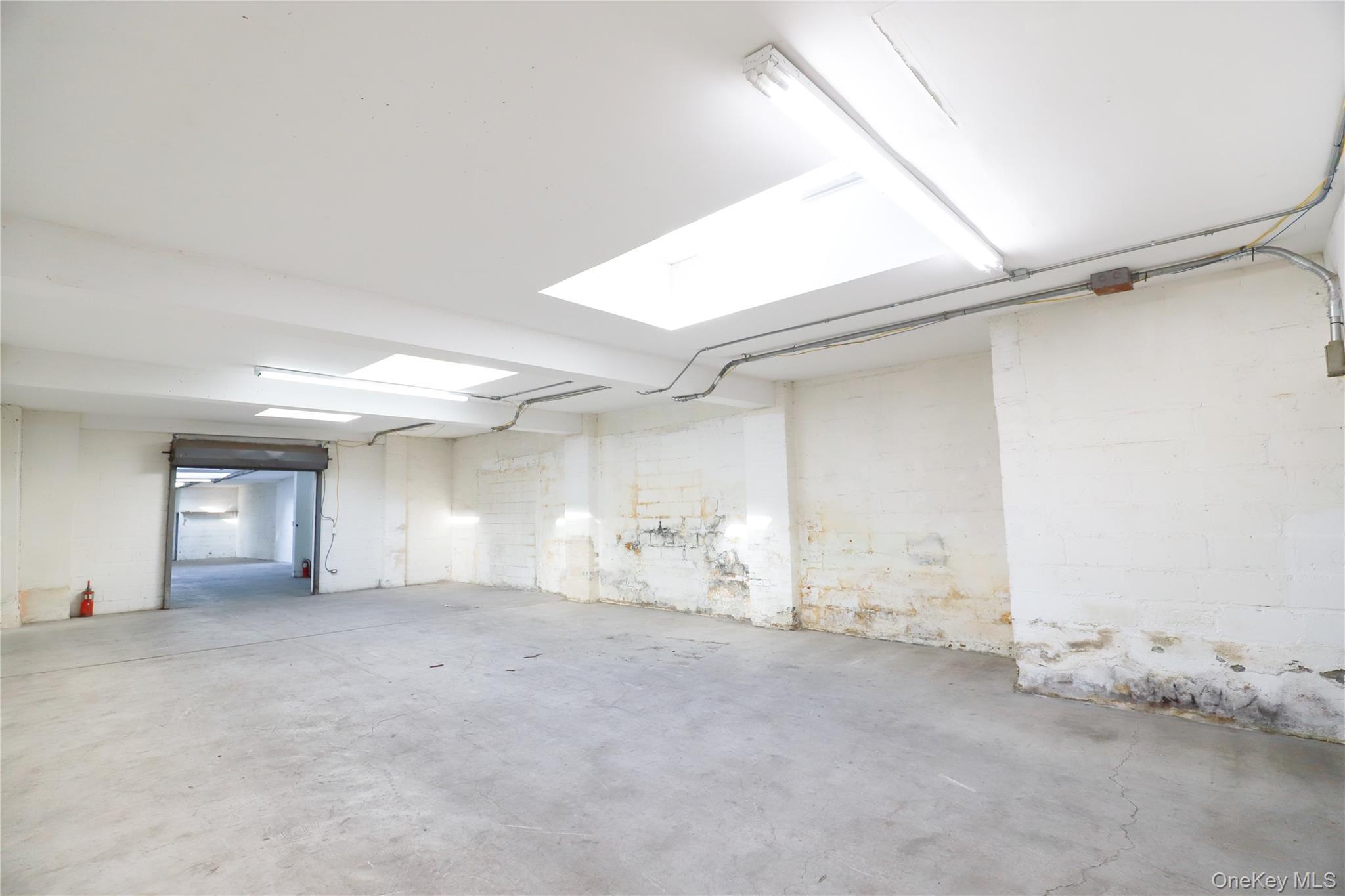 Commercial Lease 37th  Queens, NY 11106, MLS-955658-7