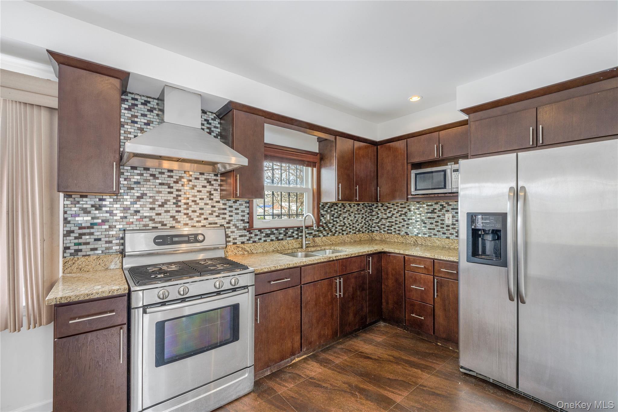 Single Family Utopia Queens, NY 11365, MLS-955659-12