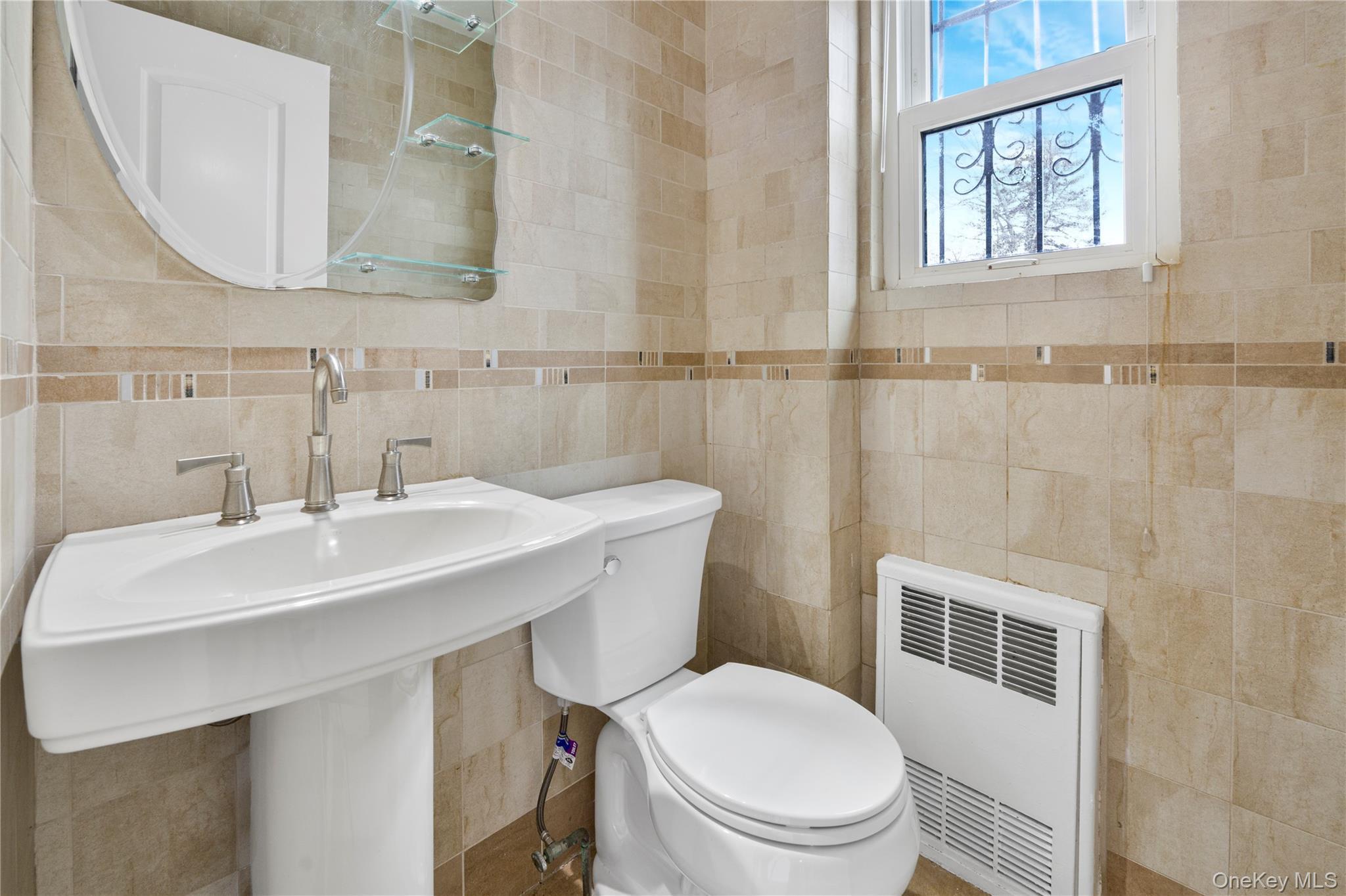 Single Family Utopia Queens, NY 11365, MLS-955659-15