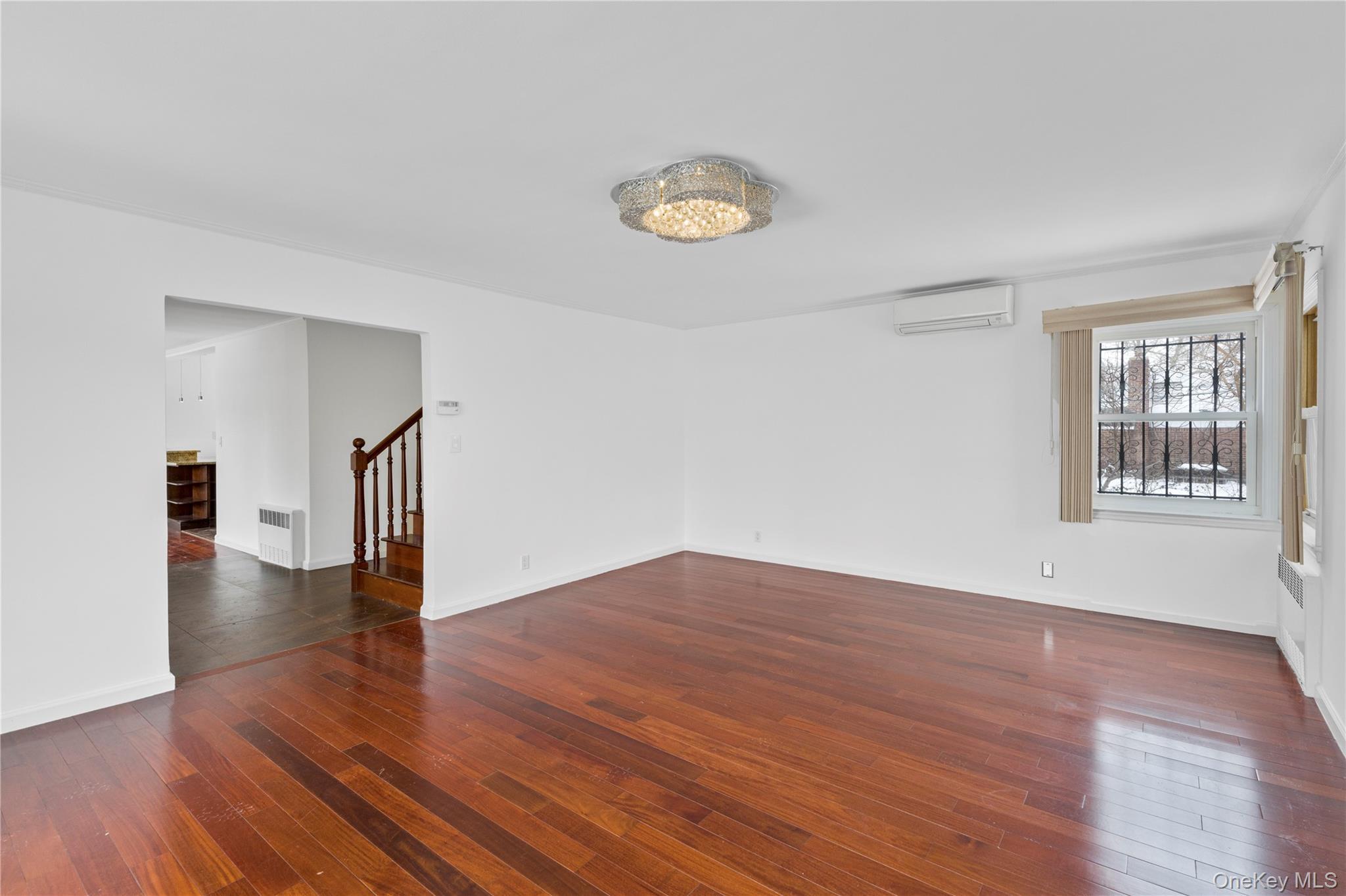 Single Family Utopia Queens, NY 11365, MLS-955659-16