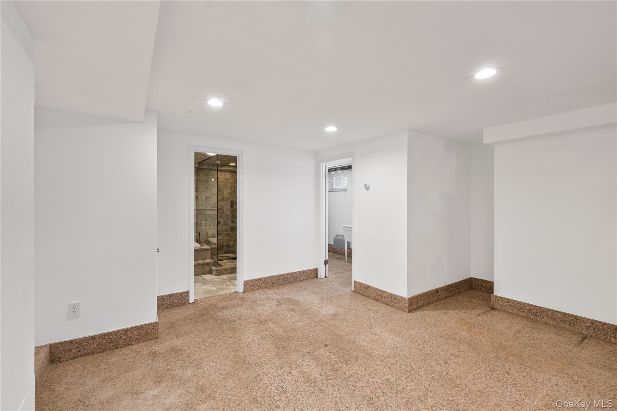 Single Family Utopia Queens, NY 11365, MLS-955659-6