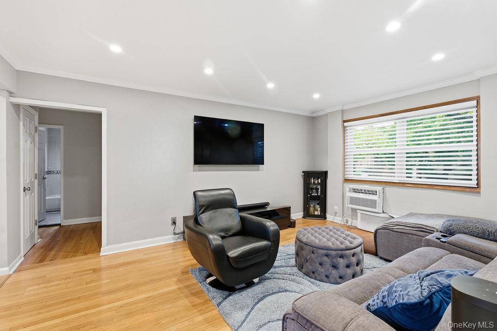 Coop 81st  Queens, NY 11414, MLS-955664-2