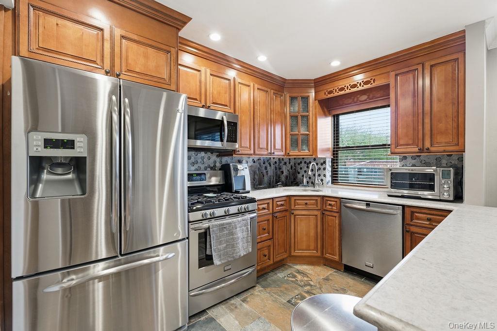 Coop 81st  Queens, NY 11414, MLS-955664-5