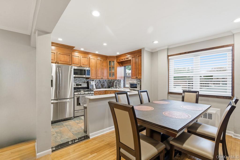 Coop 81st  Queens, NY 11414, MLS-955664-6