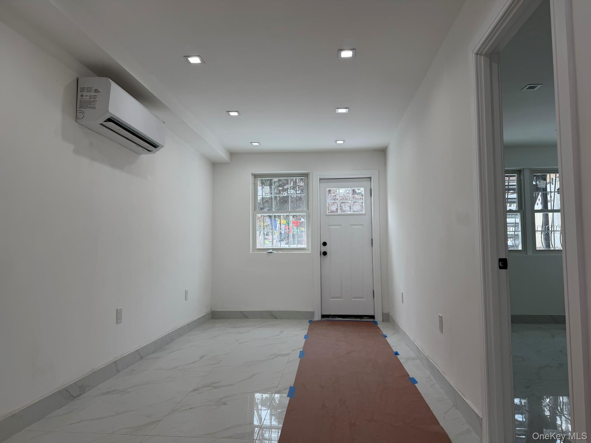 Single Family 66th  Queens, NY 11377, MLS-955673-2