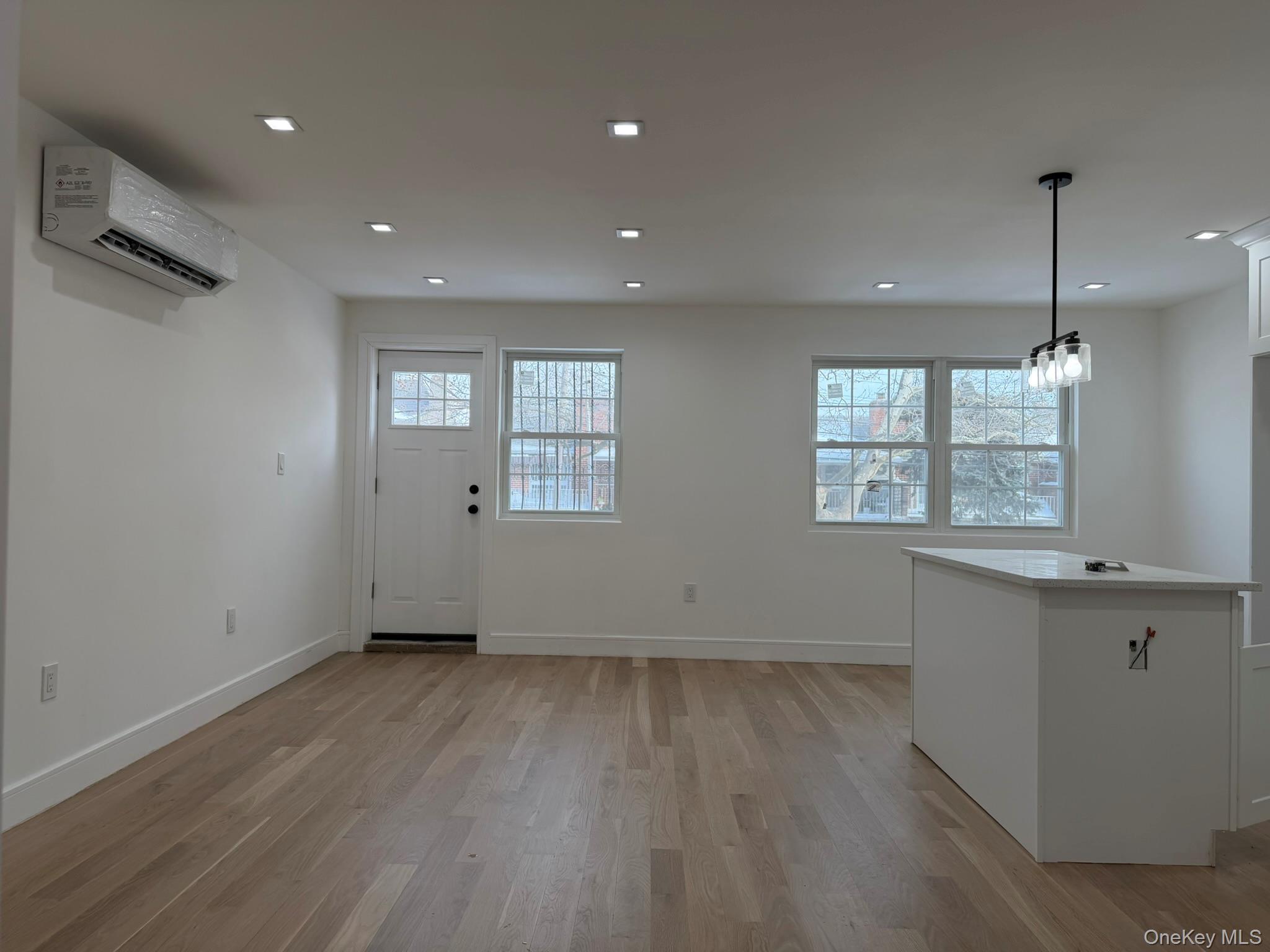 Single Family 66th  Queens, NY 11377, MLS-955673-8