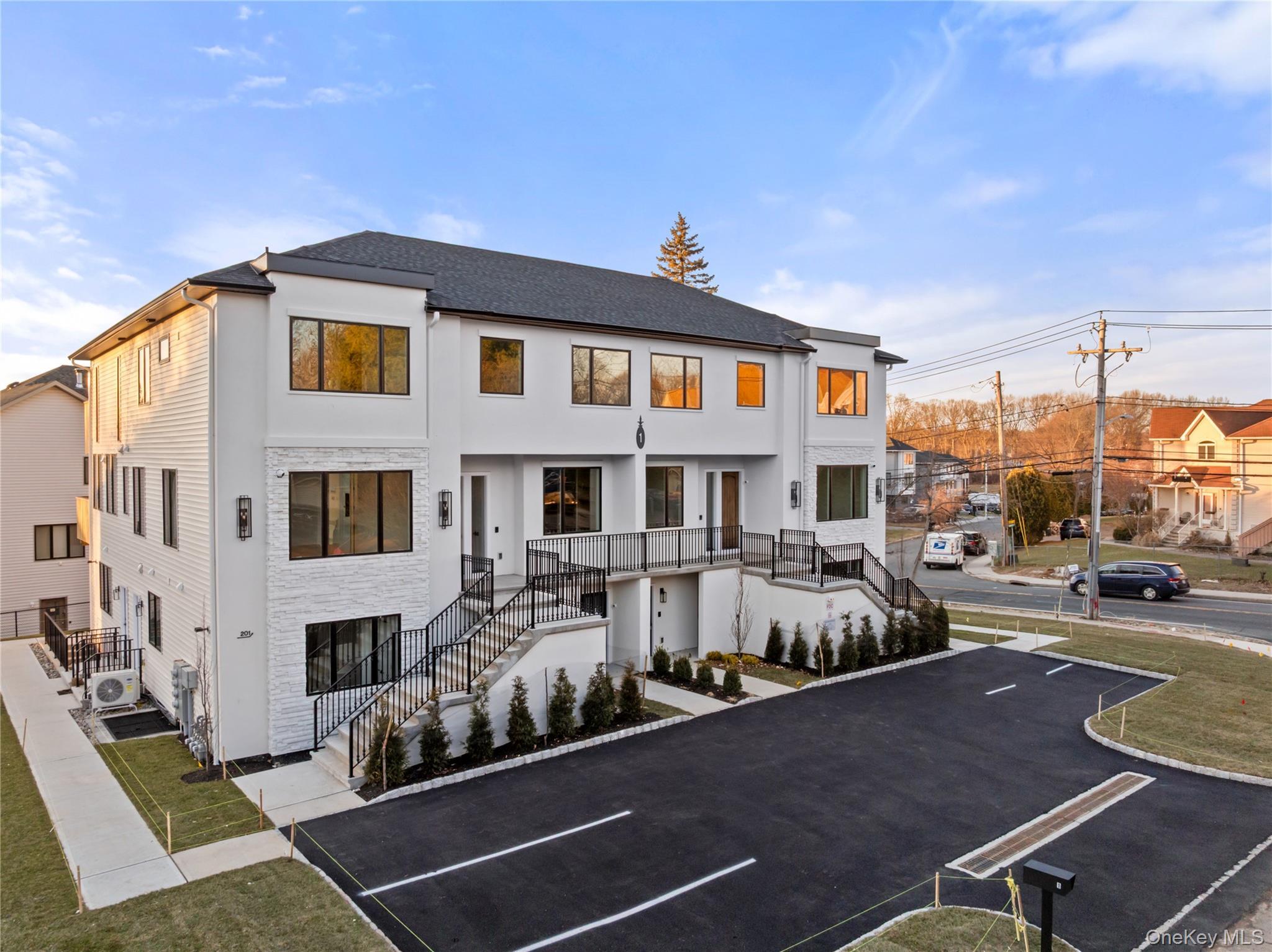 Condo Dykstras  Rockland County, NY 10952, MLS-955694-2