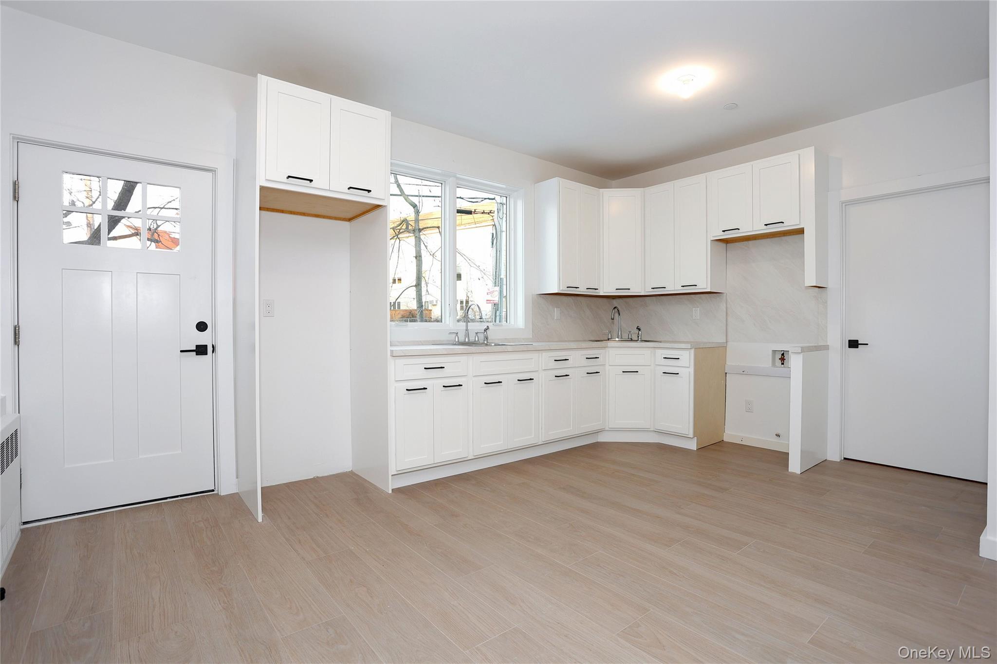 Condo Dykstras  Rockland County, NY 10952, MLS-955694-40