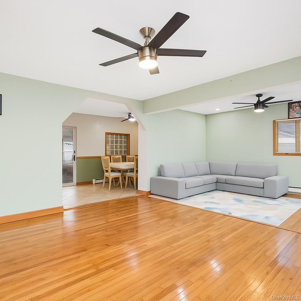 Single Family Ontario  Suffolk County, NY 11757, MLS-955716-2