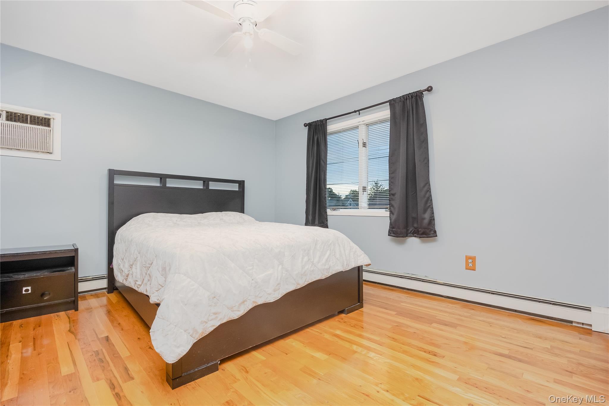 Single Family Ontario  Suffolk County, NY 11757, MLS-955716-8
